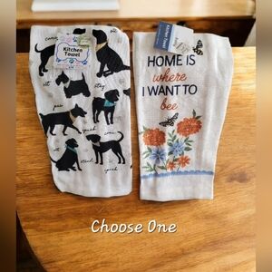 Kitchen Towels Choose One Dogs or Bee NEW